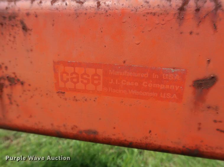 image for item DG3450 Case IH 618 six bottom plow