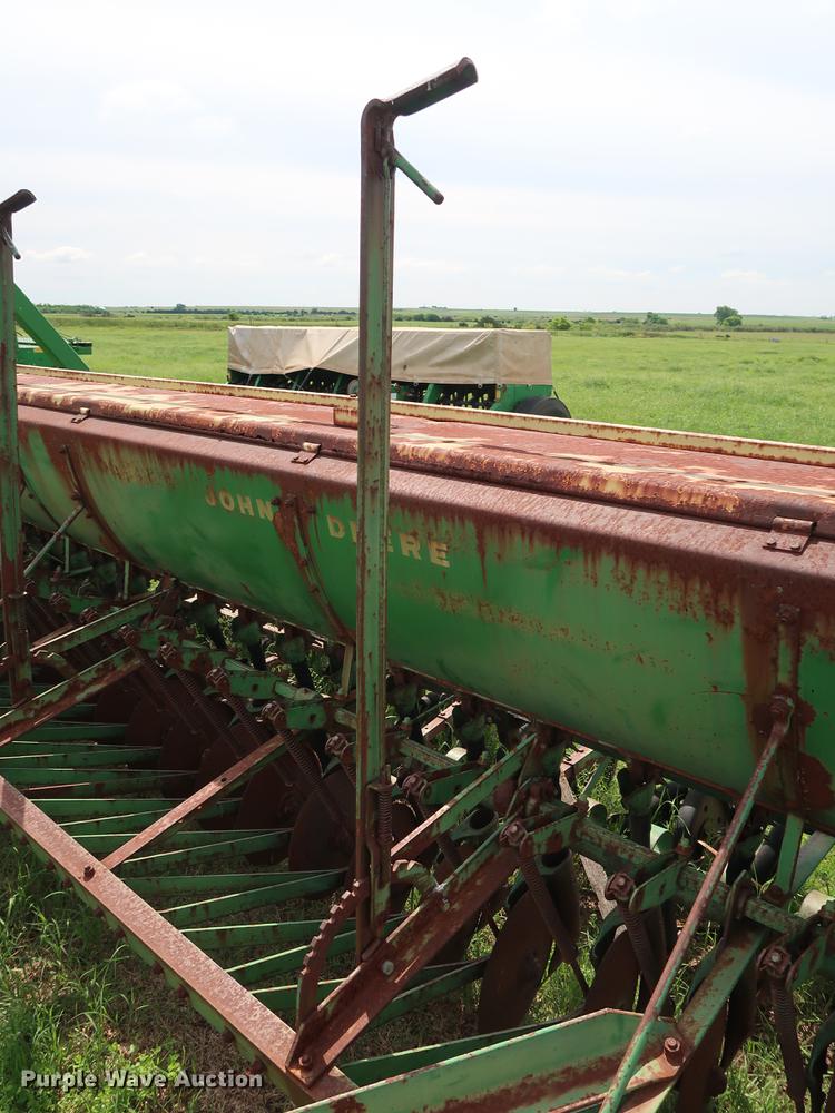 image for item DG3451 (2) John Deere 208 grain drills