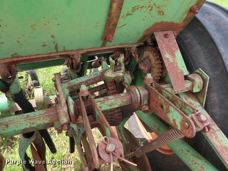 image for item DG3451 (2) John Deere 208 grain drills