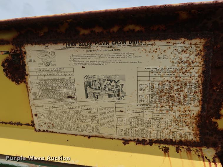 image for item DG3451 (2) John Deere 208 grain drills