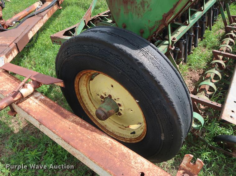 image for item DG3451 (2) John Deere 208 grain drills