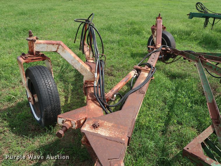 image for item DG3451 (2) John Deere 208 grain drills