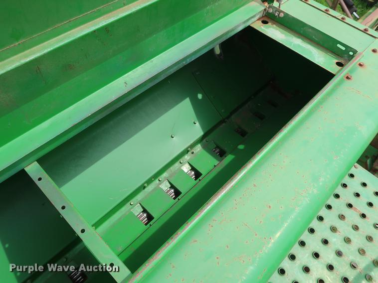 image for item DG3452 John Deere 750 grain drill