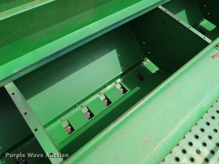 image for item DG3452 John Deere 750 grain drill