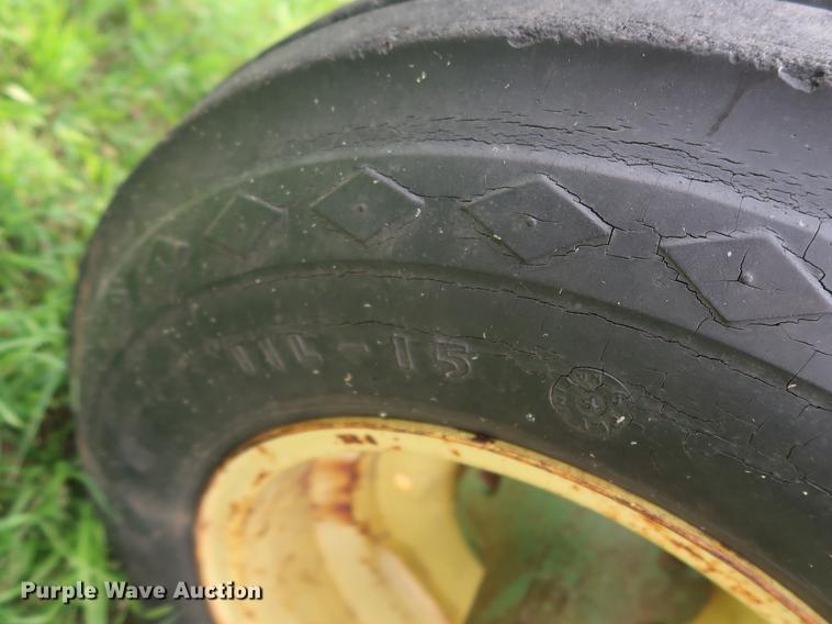 image for item DG3453 John Deere 1300 planter