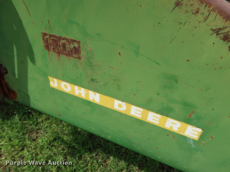 image for item DG3453 John Deere 1300 planter