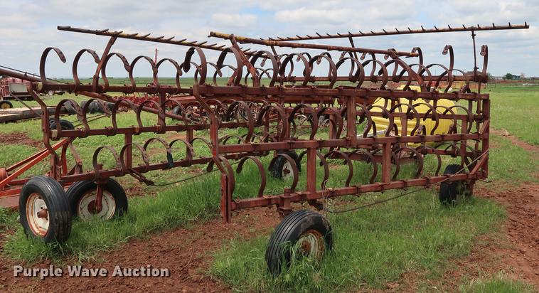 image for item DG3456 Noble Culti-Matic spring tooth harrow