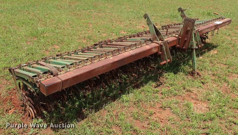 image for item DG3459 KMC Hoe-N-Till rotary hoe