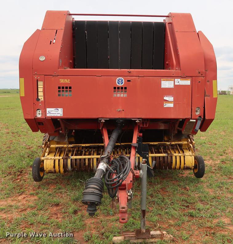 image for item DG3460 2003 New Holland BR780 round baler