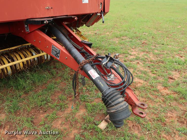 image for item DG3460 2003 New Holland BR780 round baler