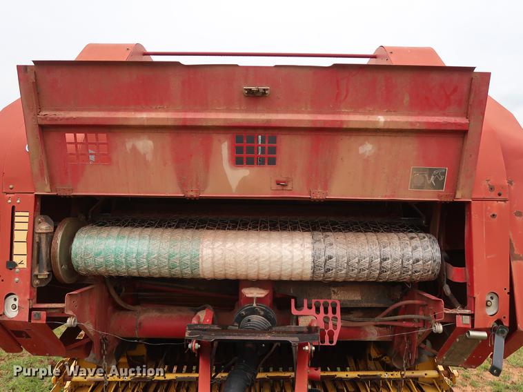 image for item DG3460 2003 New Holland BR780 round baler