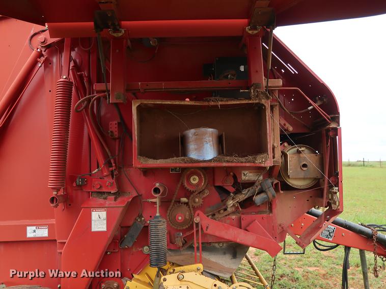 image for item DG3460 2003 New Holland BR780 round baler