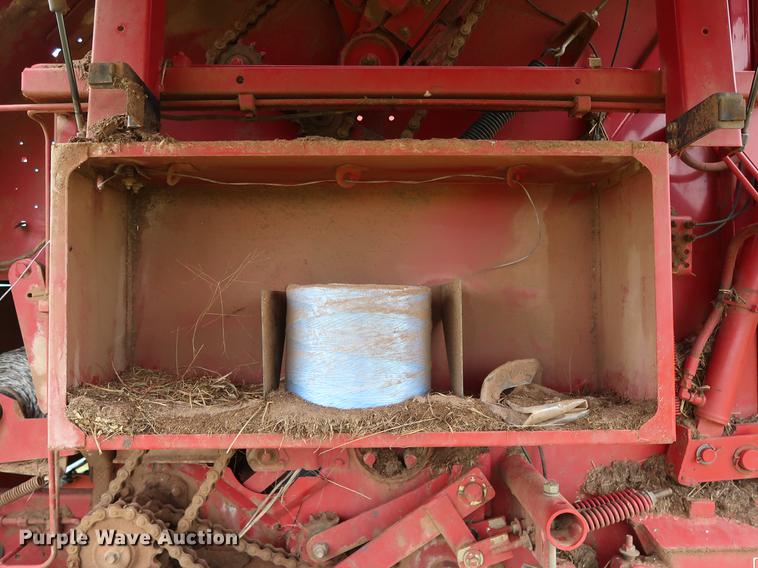 image for item DG3460 2003 New Holland BR780 round baler