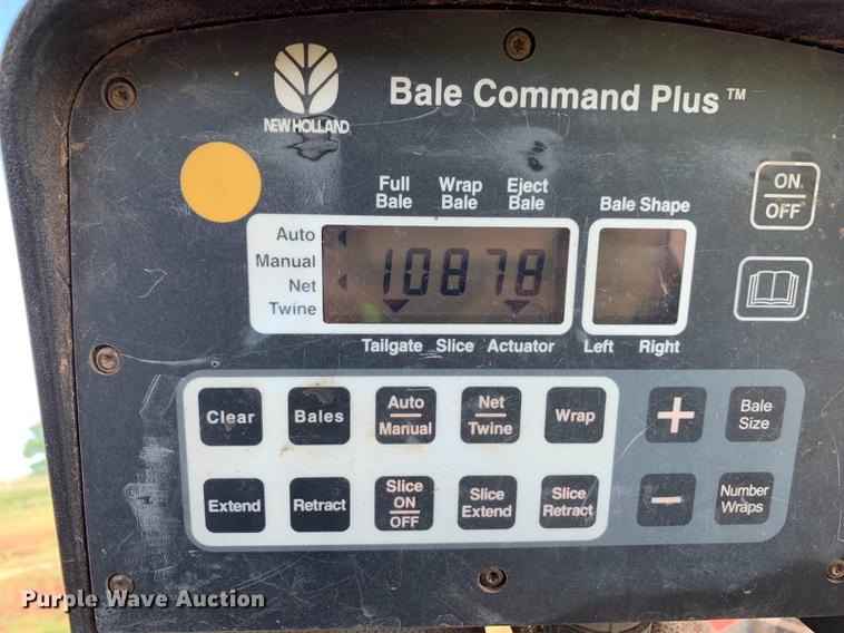 image for item DG3460 2003 New Holland BR780 round baler