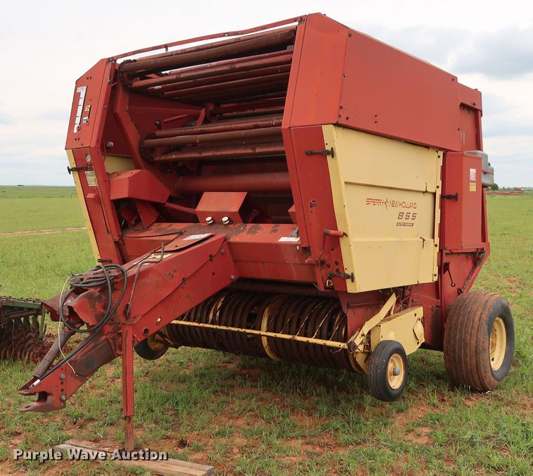 image for item DG3461 1985 New Holland 855 round baler