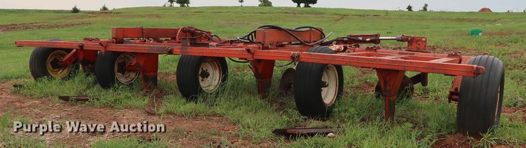 image for item DG3463 Richardson AD Flex stubble mulch sweep plow