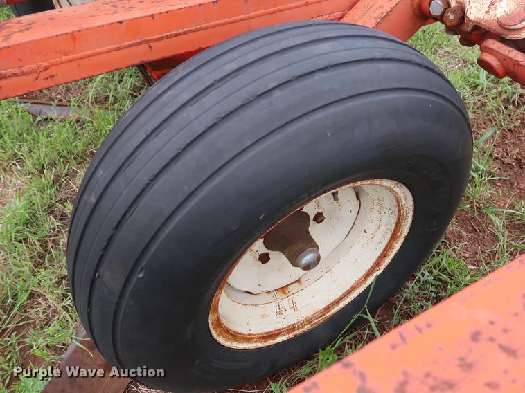 image for item DG3463 Richardson AD Flex stubble mulch sweep plow