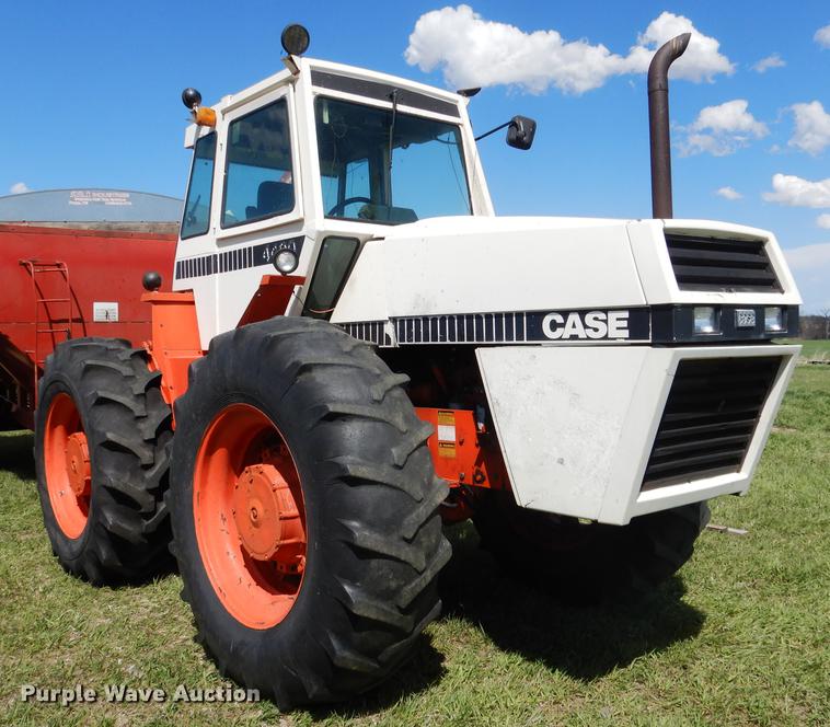 image for item DG5779 1981 Case 4490 4WD tractor