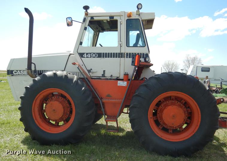 image for item DG5779 1981 Case 4490 4WD tractor