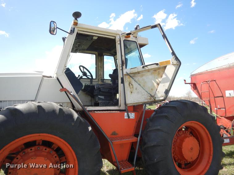 image for item DG5779 1981 Case 4490 4WD tractor