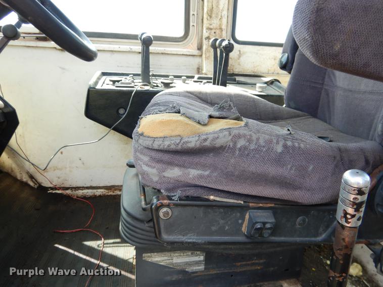 image for item DG5779 1981 Case 4490 4WD tractor