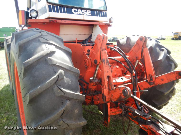 image for item DG5779 1981 Case 4490 4WD tractor