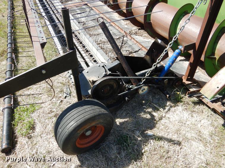 image for item DG5780 John Deere 222 head with Raki UD pickup head
