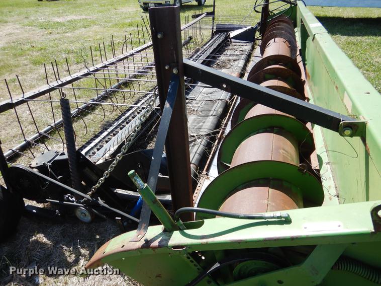 image for item DG5780 John Deere 222 head with Raki UD pickup head