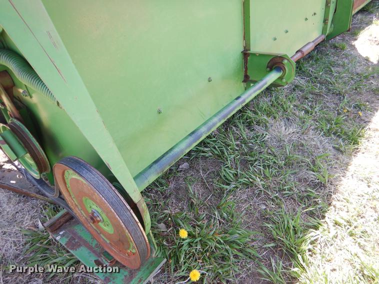 image for item DG5780 John Deere 222 head with Raki UD pickup head