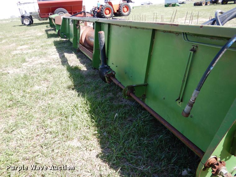 image for item DG5780 John Deere 222 head with Raki UD pickup head