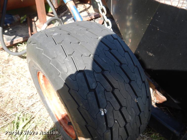 image for item DG5780 John Deere 222 head with Raki UD pickup head