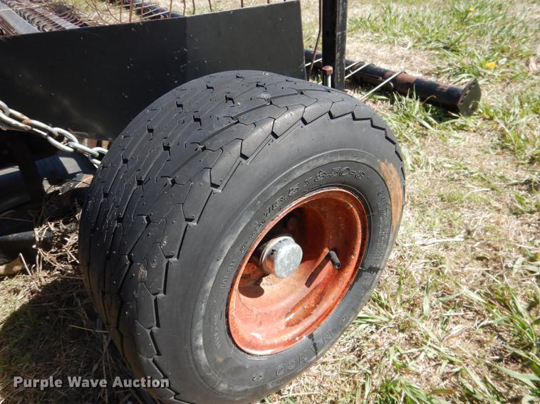 image for item DG5780 John Deere 222 head with Raki UD pickup head