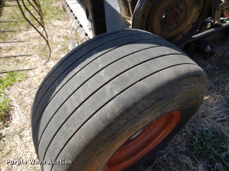 image for item DG5780 John Deere 222 head with Raki UD pickup head