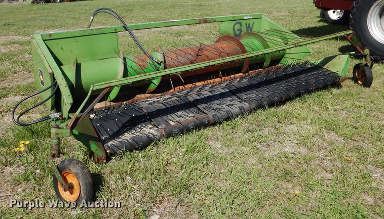 image for item DG5782 John Deere 212 pickup head