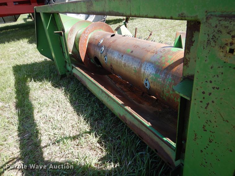 image for item DG5782 John Deere 212 pickup head