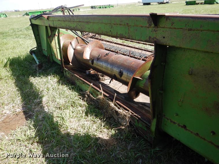 image for item DG5783 John Deere pickup head