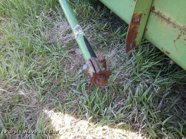 image for item DG5783 John Deere pickup head