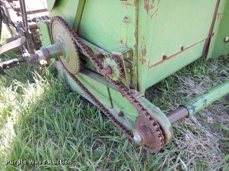 image for item DG5783 John Deere pickup head