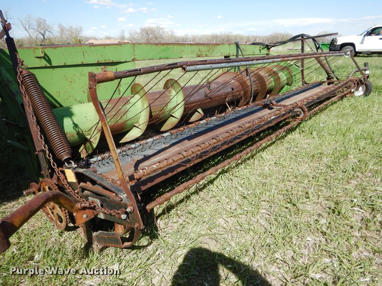 image for item DG5783 John Deere pickup head