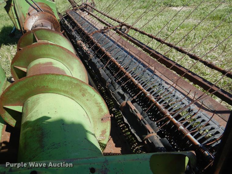 image for item DG5783 John Deere pickup head