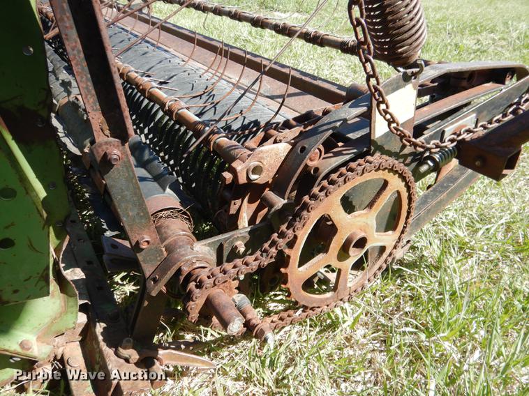 image for item DG5783 John Deere pickup head