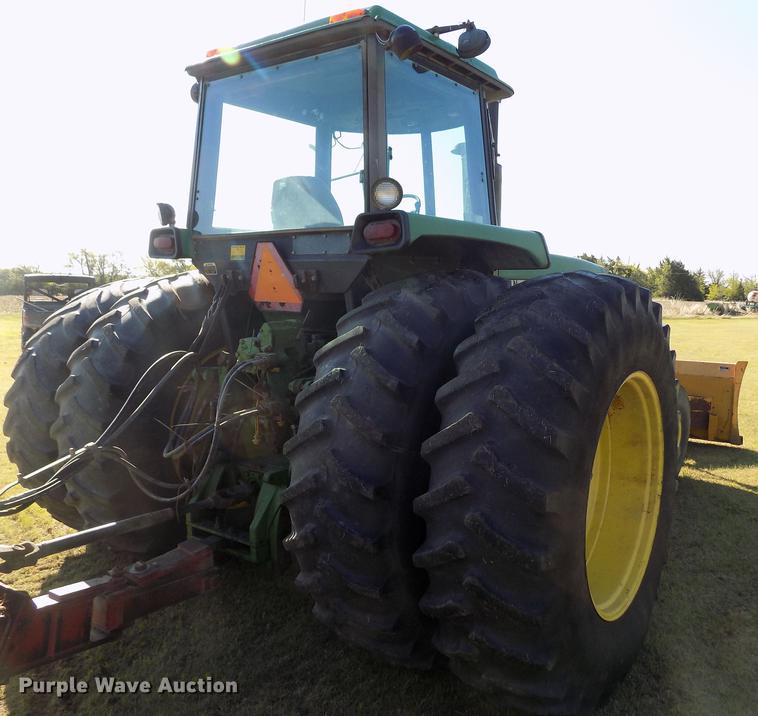 image for item FG9482 1981 John Deere 4840 tractor