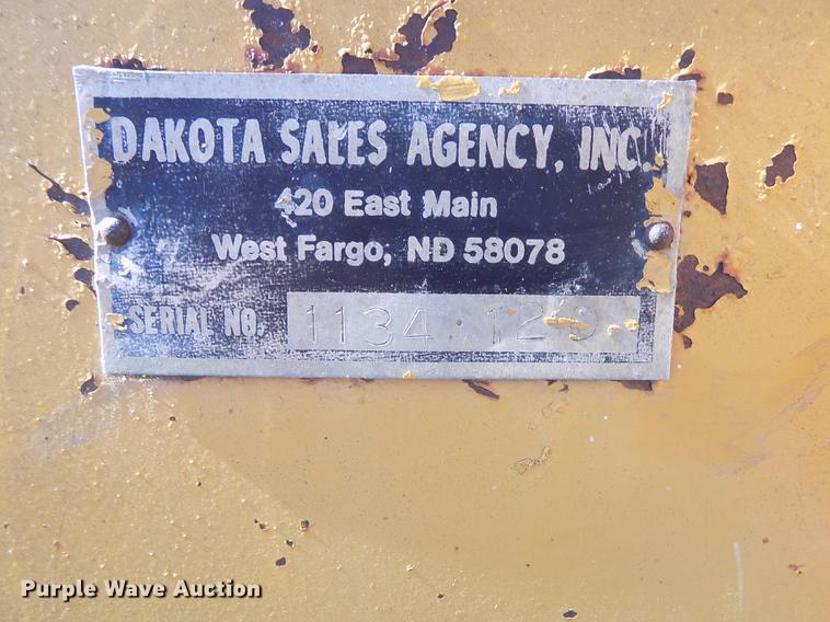 image for item FG9482 1981 John Deere 4840 tractor