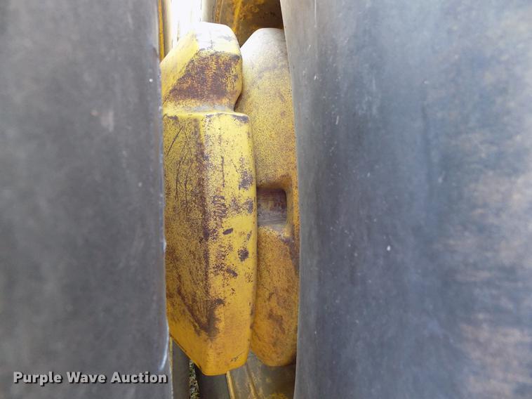 image for item FG9482 1981 John Deere 4840 tractor