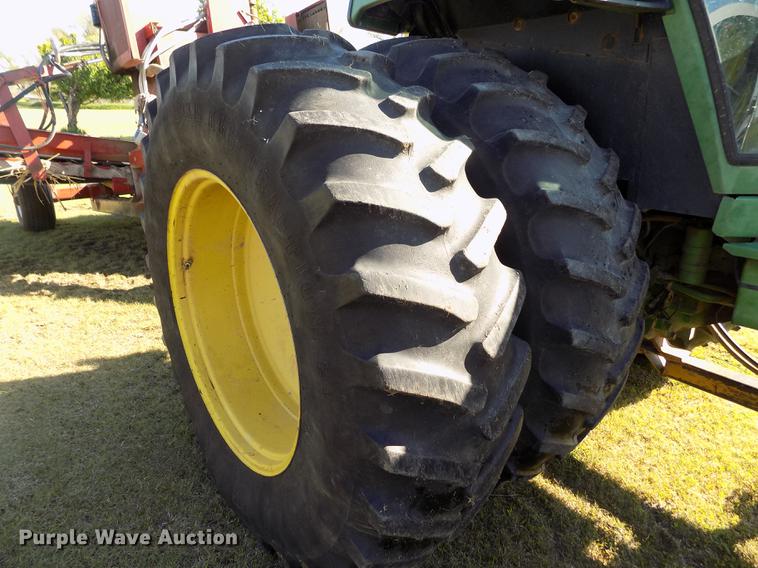 image for item FG9482 1981 John Deere 4840 tractor