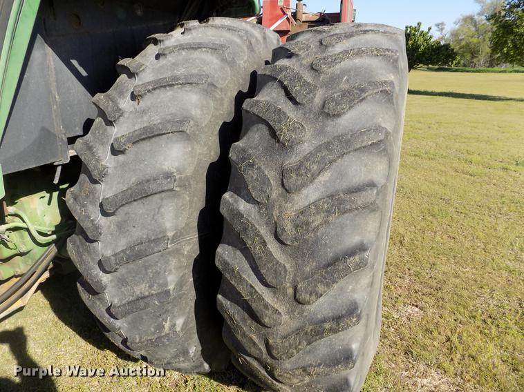 image for item FG9482 1981 John Deere 4840 tractor