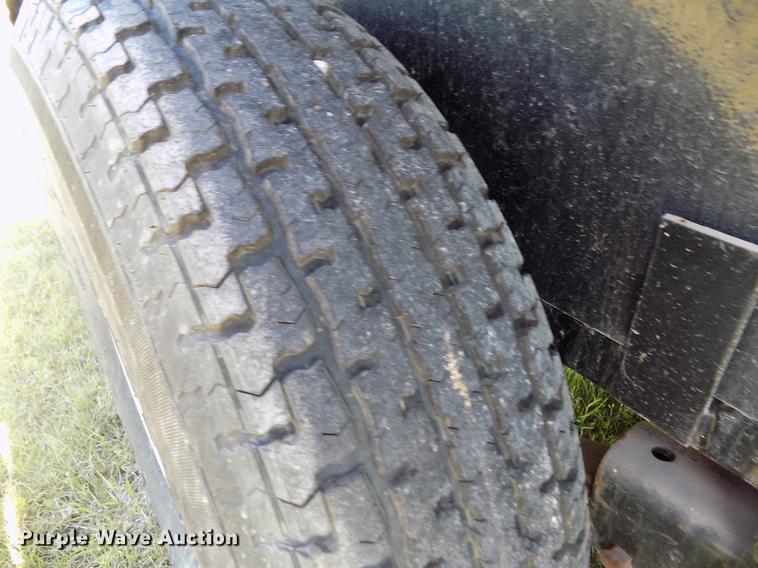 image for item FG9490 2008 PJ CC222 utility trailer