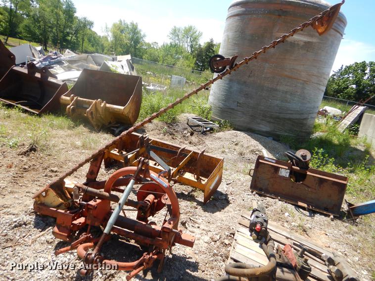 image for item FH9454 New Holland 451 sickle mower