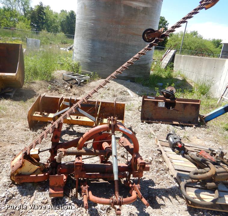 image for item FH9454 New Holland 451 sickle mower