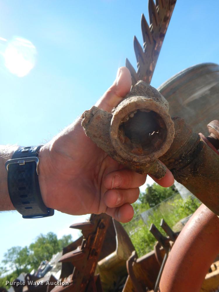 image for item FH9454 New Holland 451 sickle mower